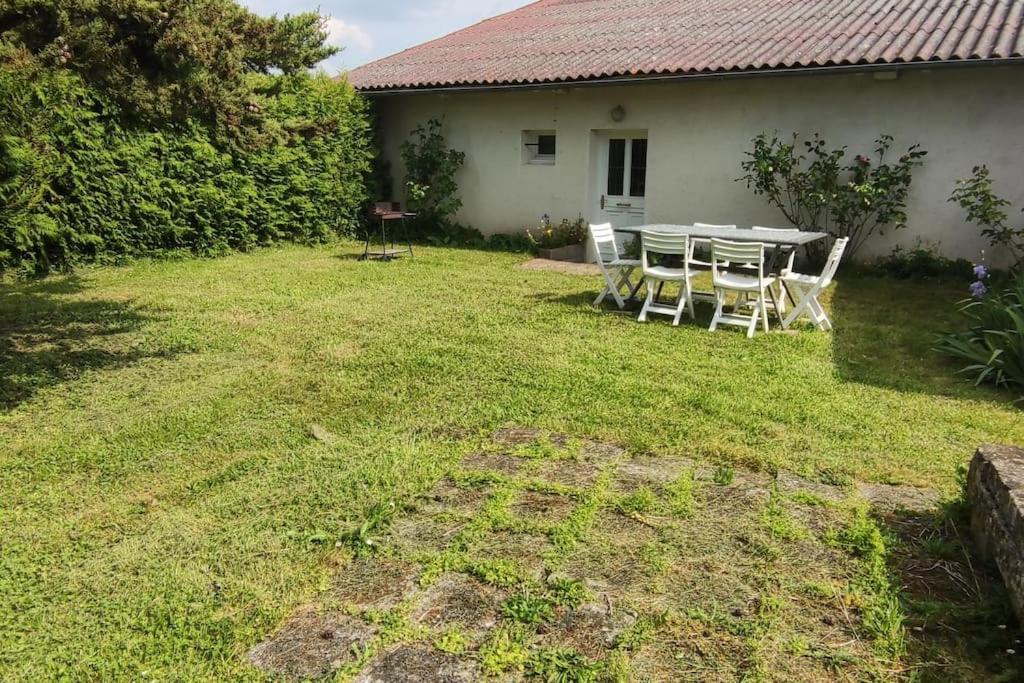 Gite La Metairie, Au Calme A La Campagne Villa Saint-Seurin-de-Palenne Exteriör bild